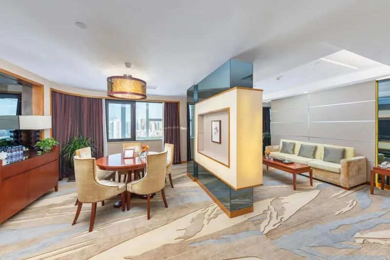 四川省xcsports集团“五一”时代各项目运营一连升温