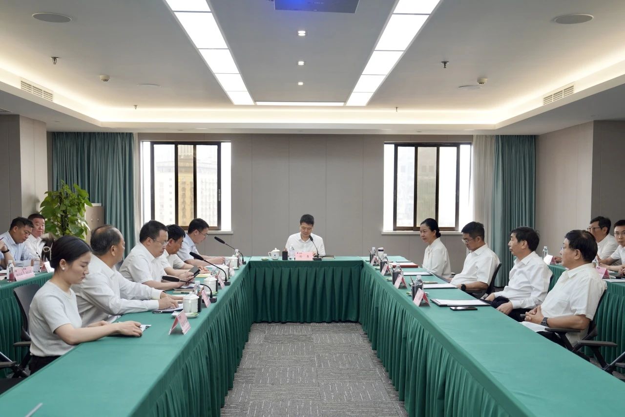 省xcsports集团新任外部董事到岗履职